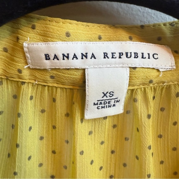 Banana Republic Yellow Ruffled 3/4 Sleeve Blouse - Picture 4 of 6